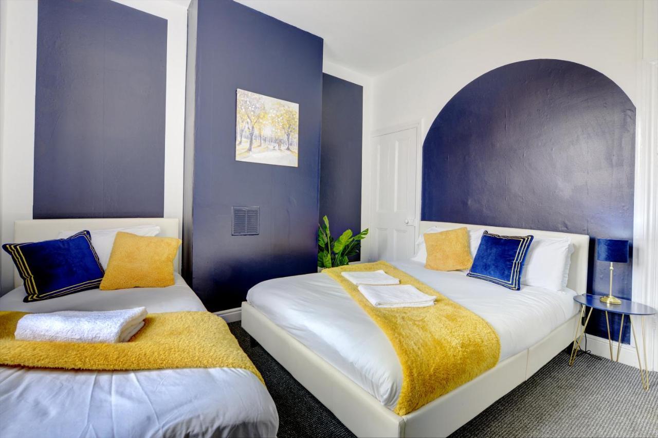 Cheerful 2 Bedroom Home, Sleeps 5 Guest Comfy, 1X Double Bed, 3X Single Beds, Free Parking, Free Wifi, Suitable For Business, Leisure Guest,Coventry, Midlands Exterior foto